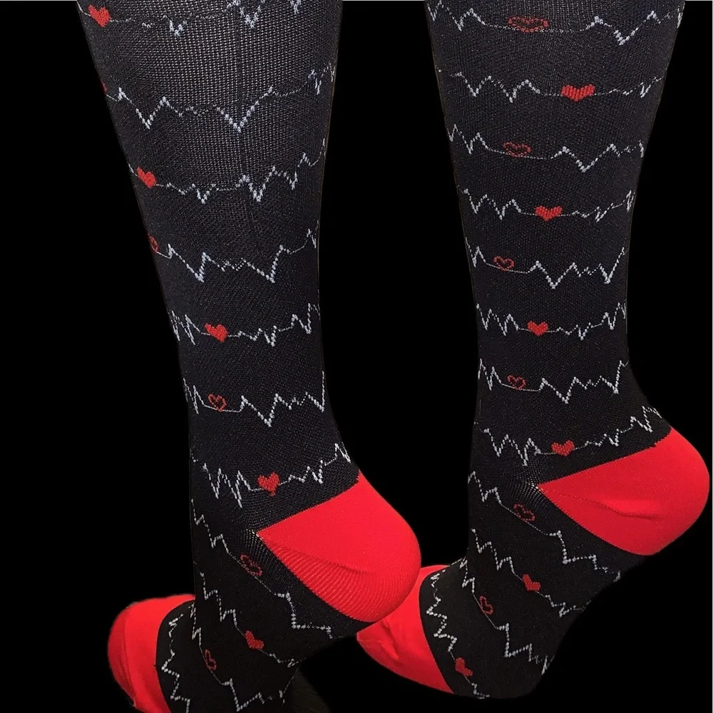 🔥🔥Compression Socks 🔥🔥 - Picture 1 of 3